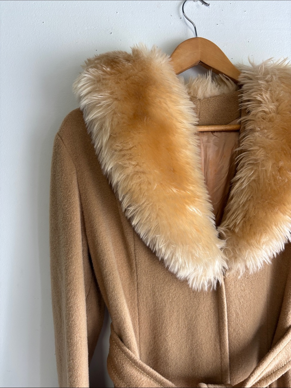 Vintage Camel Wool Trench Coat with Plush Faux Fur Collar